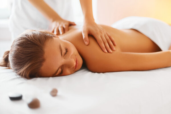Benefici di un massaggio decontratturante