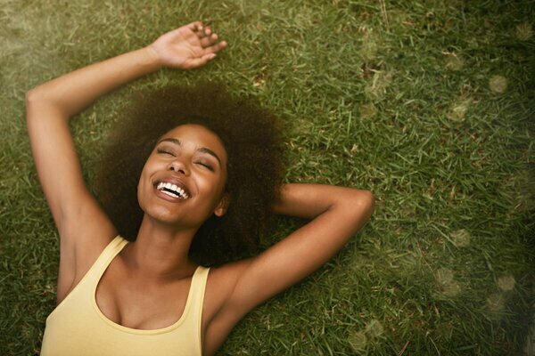 Come rilassarsi? 9 modi per calmare la mente e il corpo