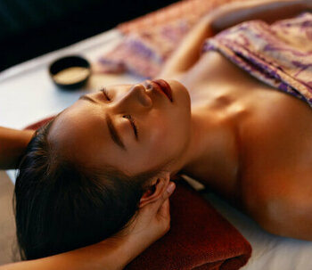 Che cos'è un massaggio tailandese? 5 vantaggi e come può aiutarti