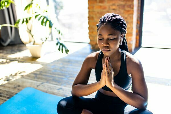 Benefici della meditazione: 10 effetti positivi per la mente e il corpo
